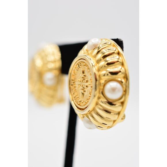 Givenchy Vintage Coin Clip On Earrings Logo Gold Chunky Pearl Signed 1980s BinAG - Picture 10 of 12